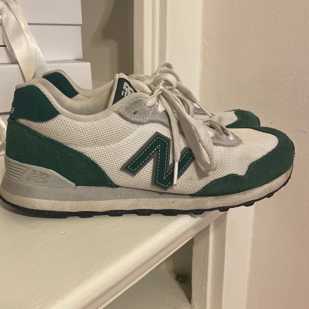New Balance Women’s Size 9 (Men’s Size 8) Green & White Sneaker
